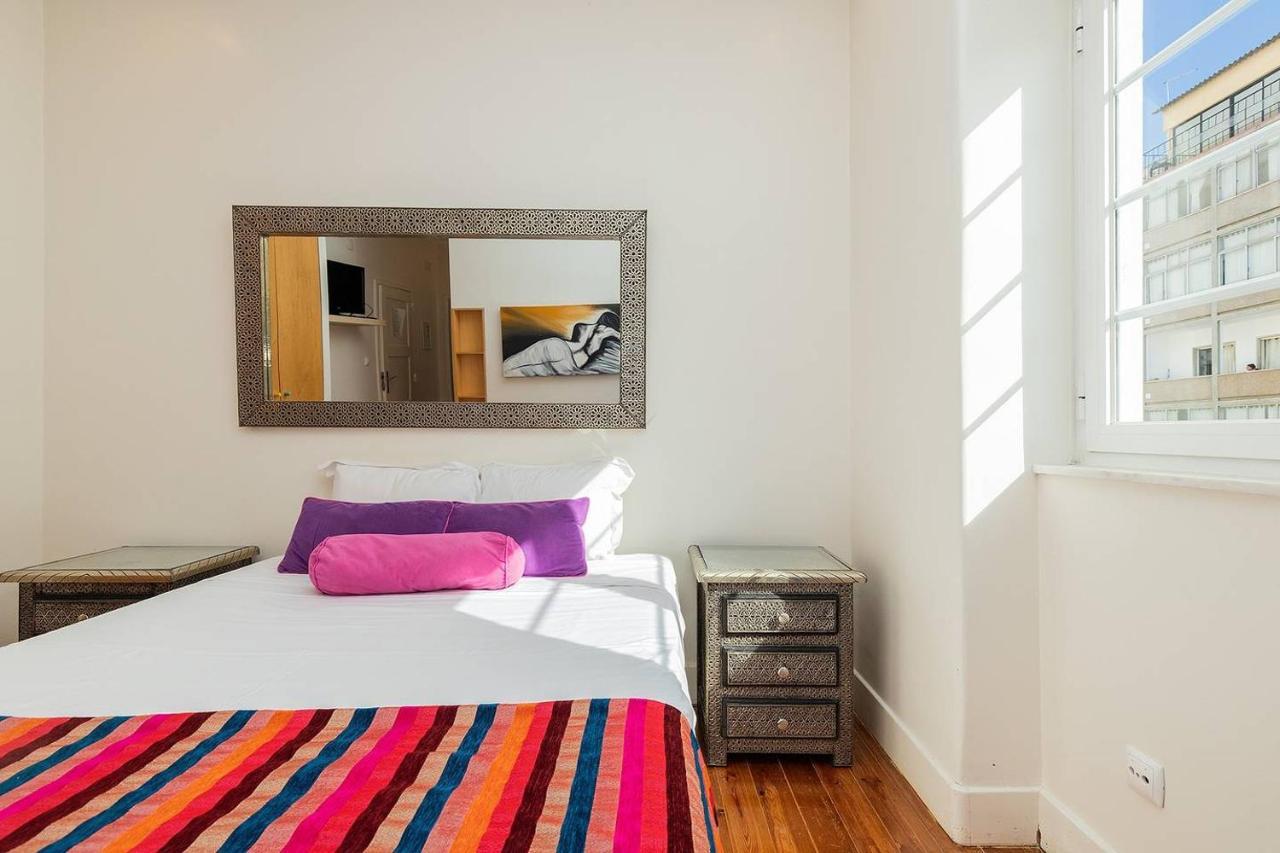 Renovated Apartments In Central Lisbon Exterior photo