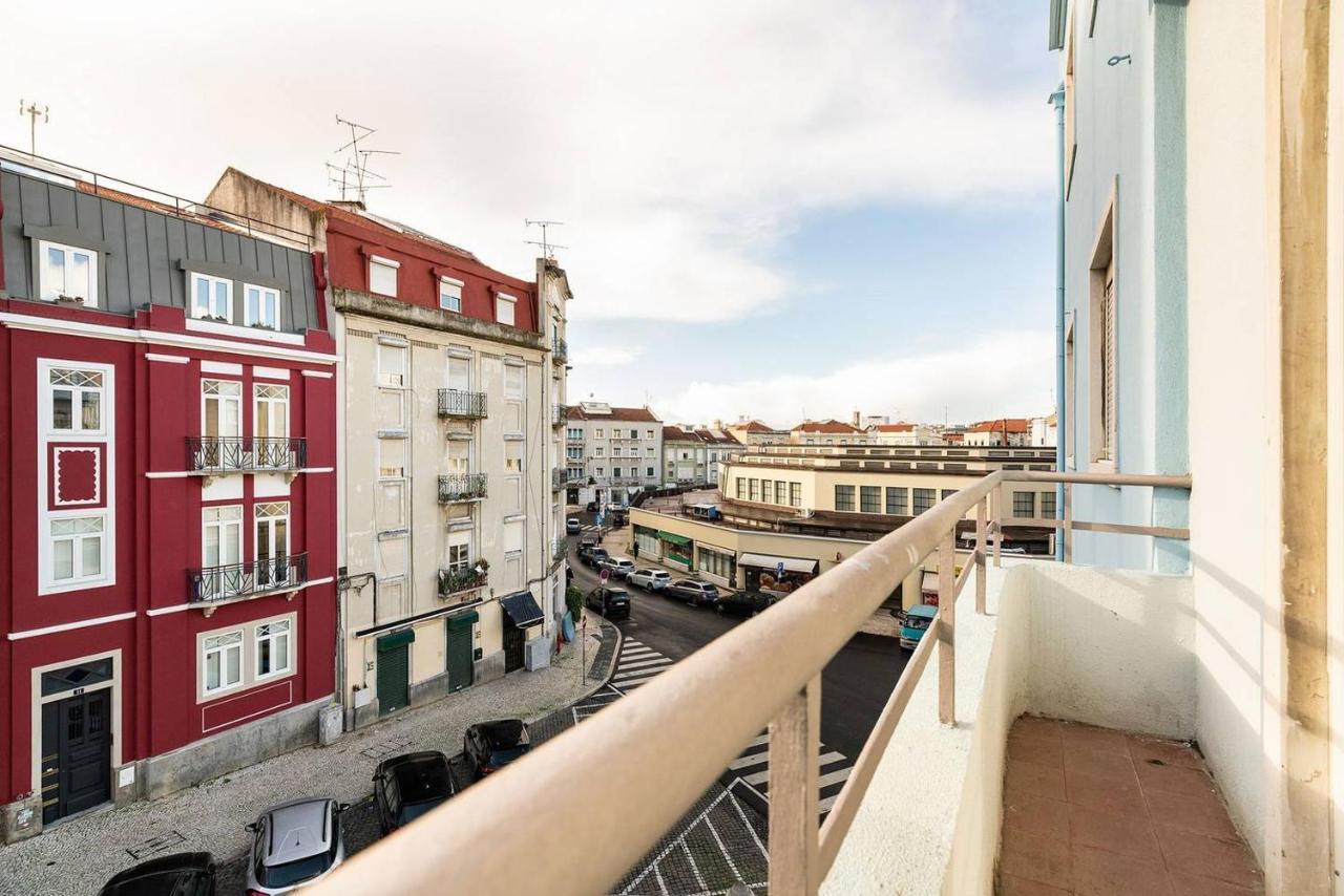 Renovated Apartments In Central Lisbon Exterior photo